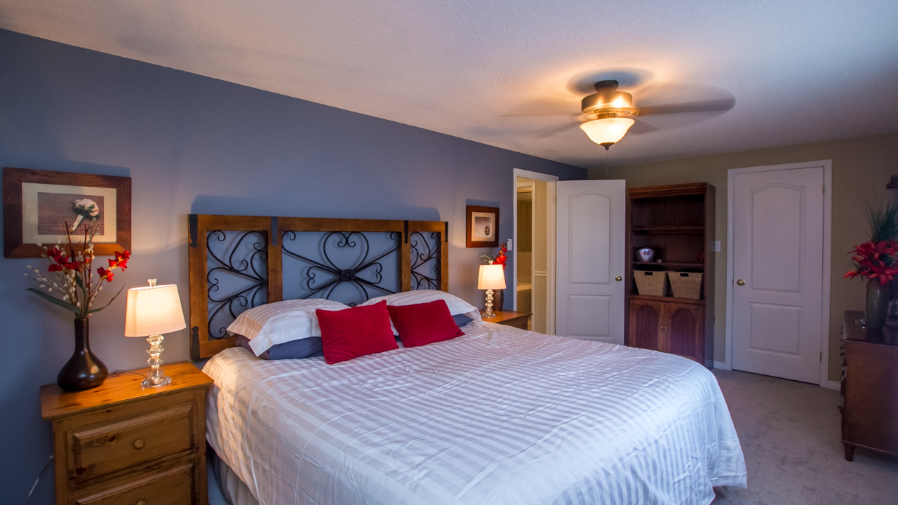 281 Montgomery Blvd, Orangeville, ON, L9W 5G9 Scene 2