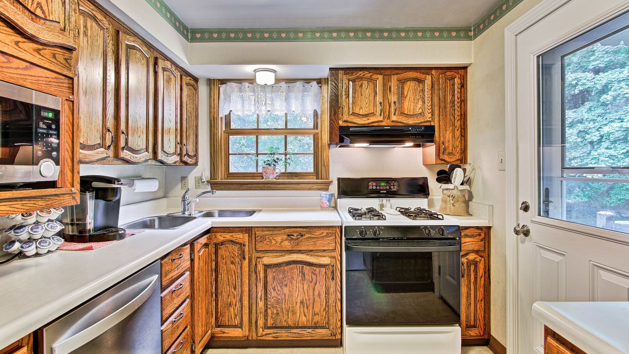 836 Harmony Road - 08