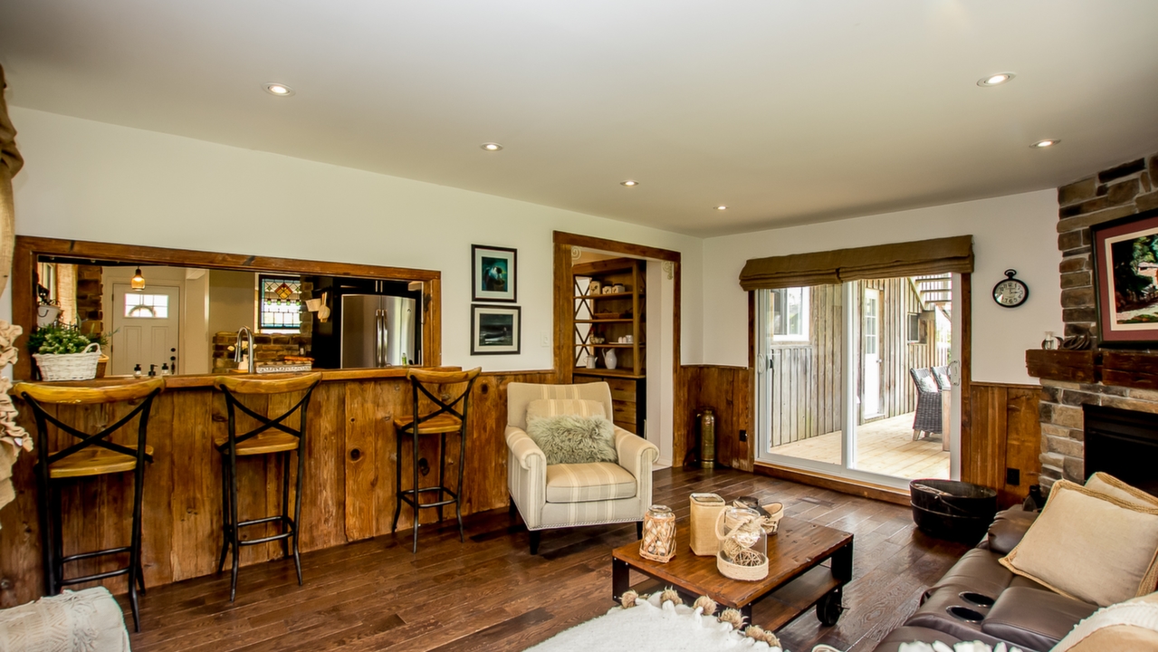 3 Wallace Ave, Palgrave, ON, L7E 0M5 Scene 4
