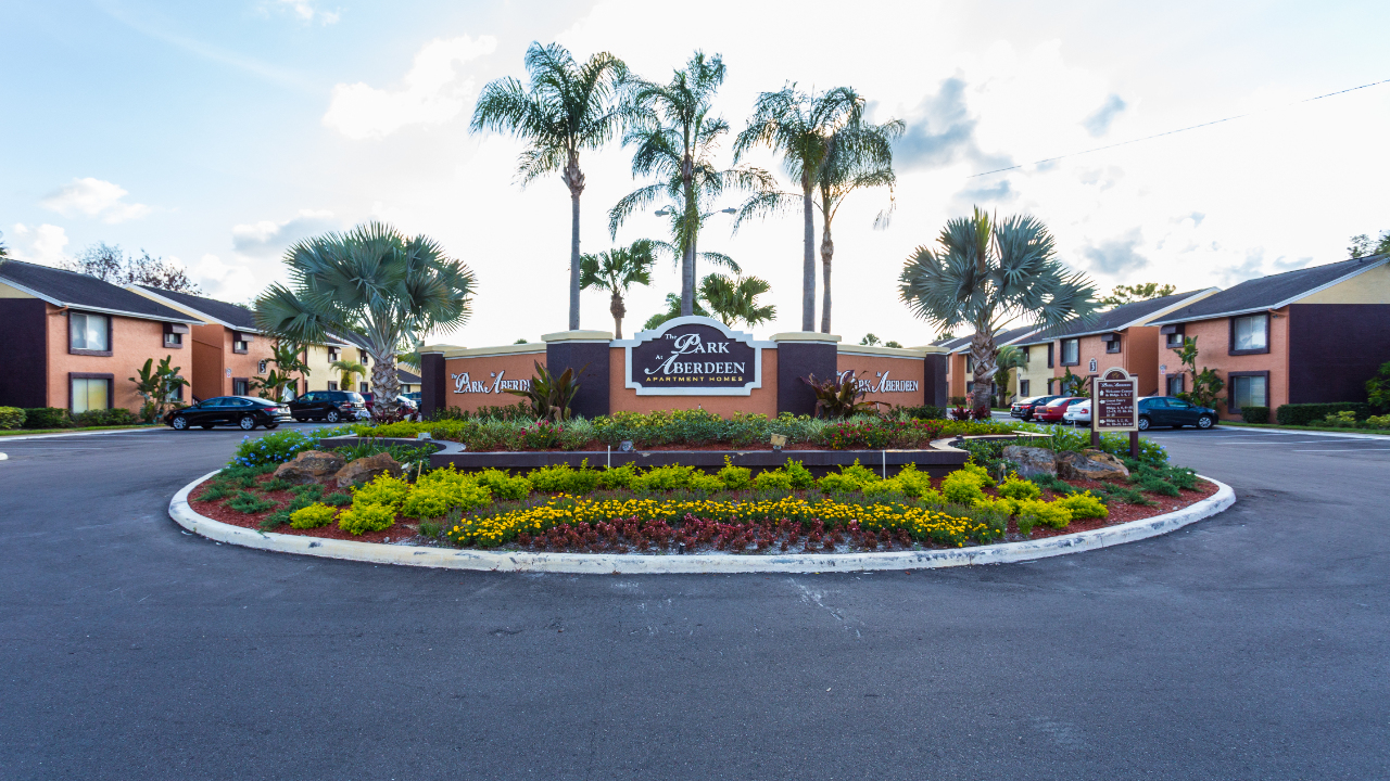 Entrance Sign 