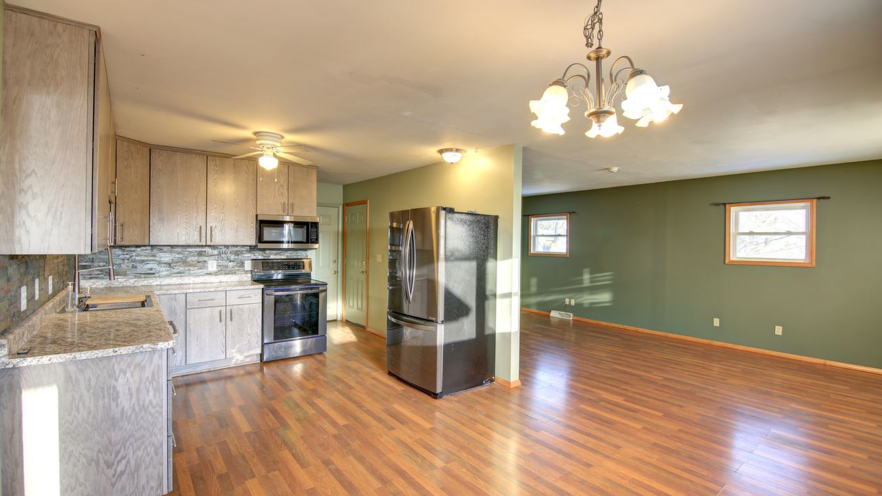 Kitchen-Dining Area