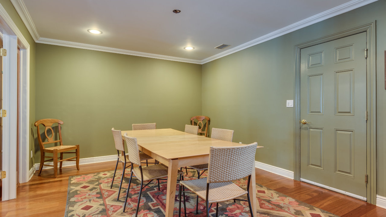 79 Foxwood Dr, Jericho, NY, 11753 Scene 4