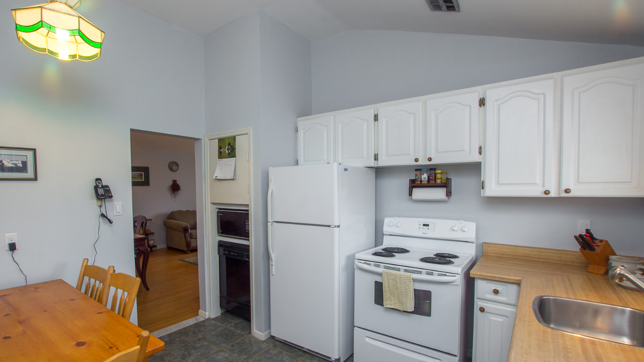 228 Parkway Dr W, Milton, ON, L9T 1A6 Scene 4
