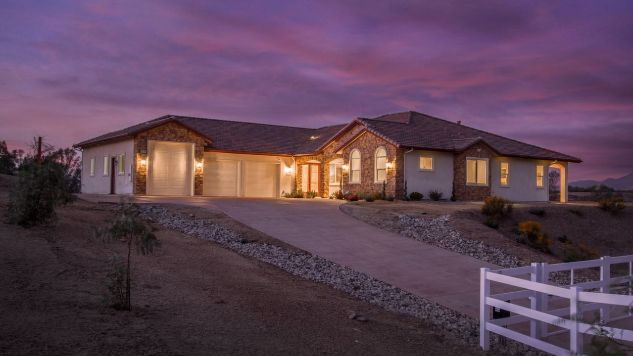 Front Twilight