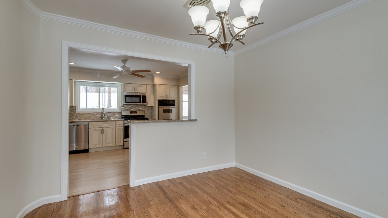 7 Fern Dr W, Jericho, NY, 11753 Scene 3