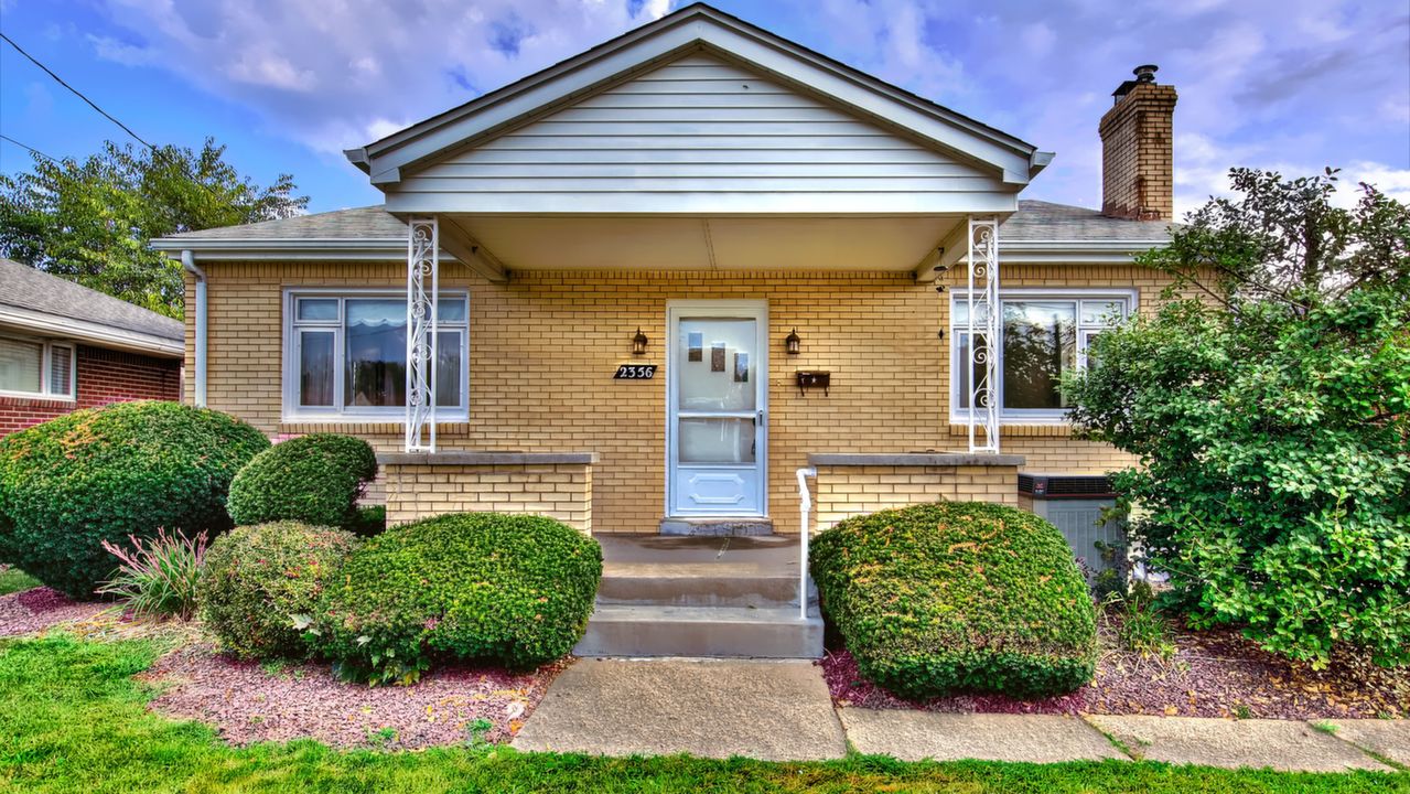 2356 West Street-01