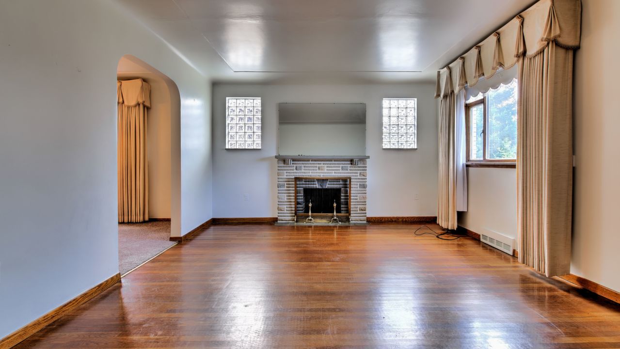 2356 West Street-02