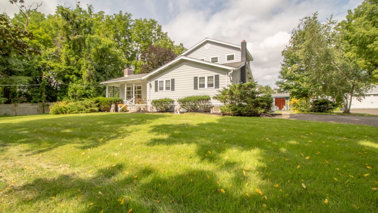 3456 Main St, Stone Ridge, NY, 12484 Scene 1