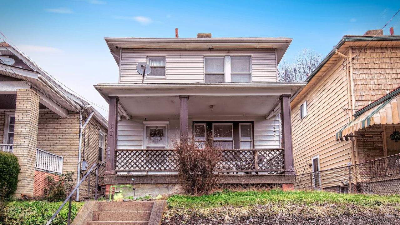 908 Norwich Avenue-01