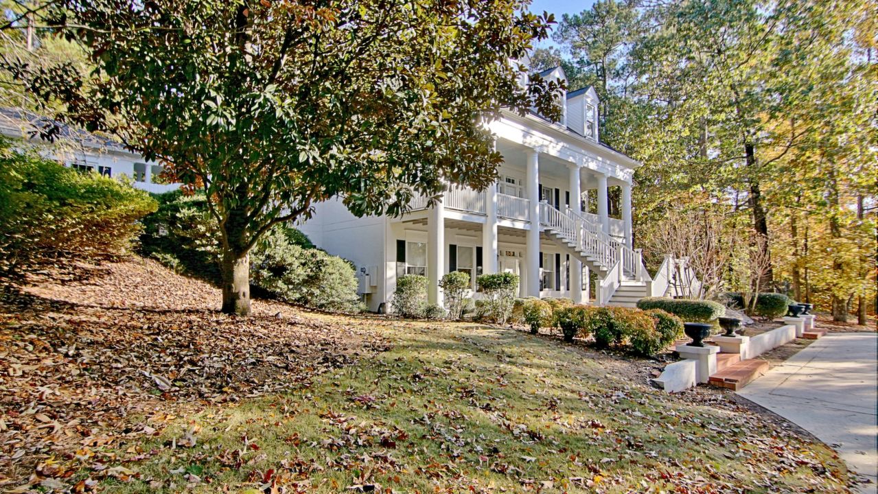 Side Exterior View