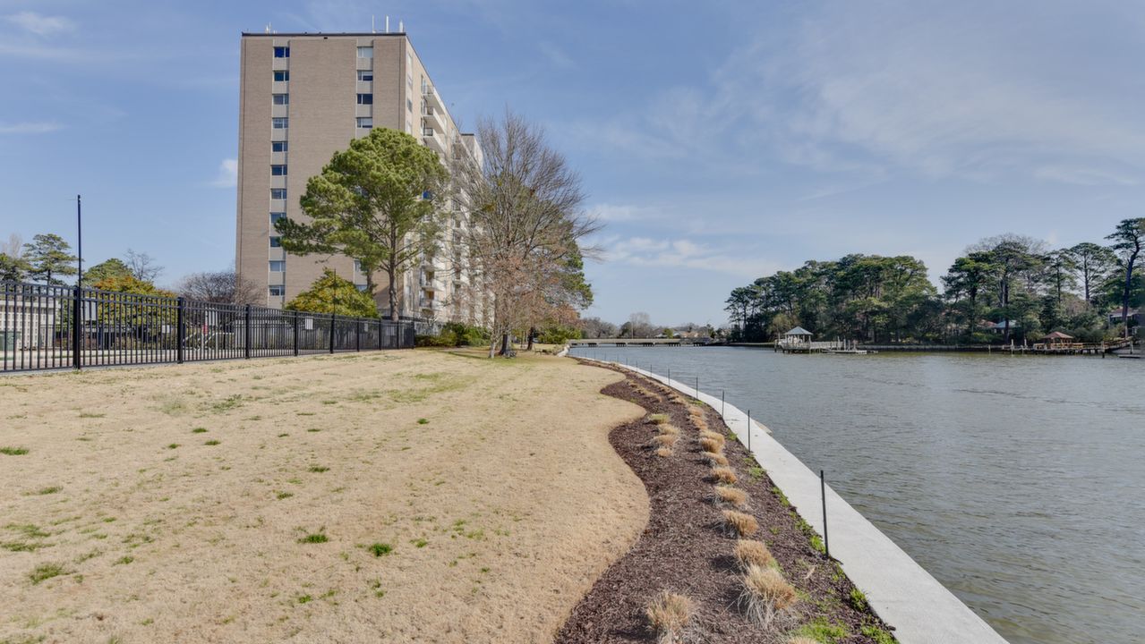 7320 Glenroie Avenue Unit 4A, Norfolk, VA, 23505 Scene 1