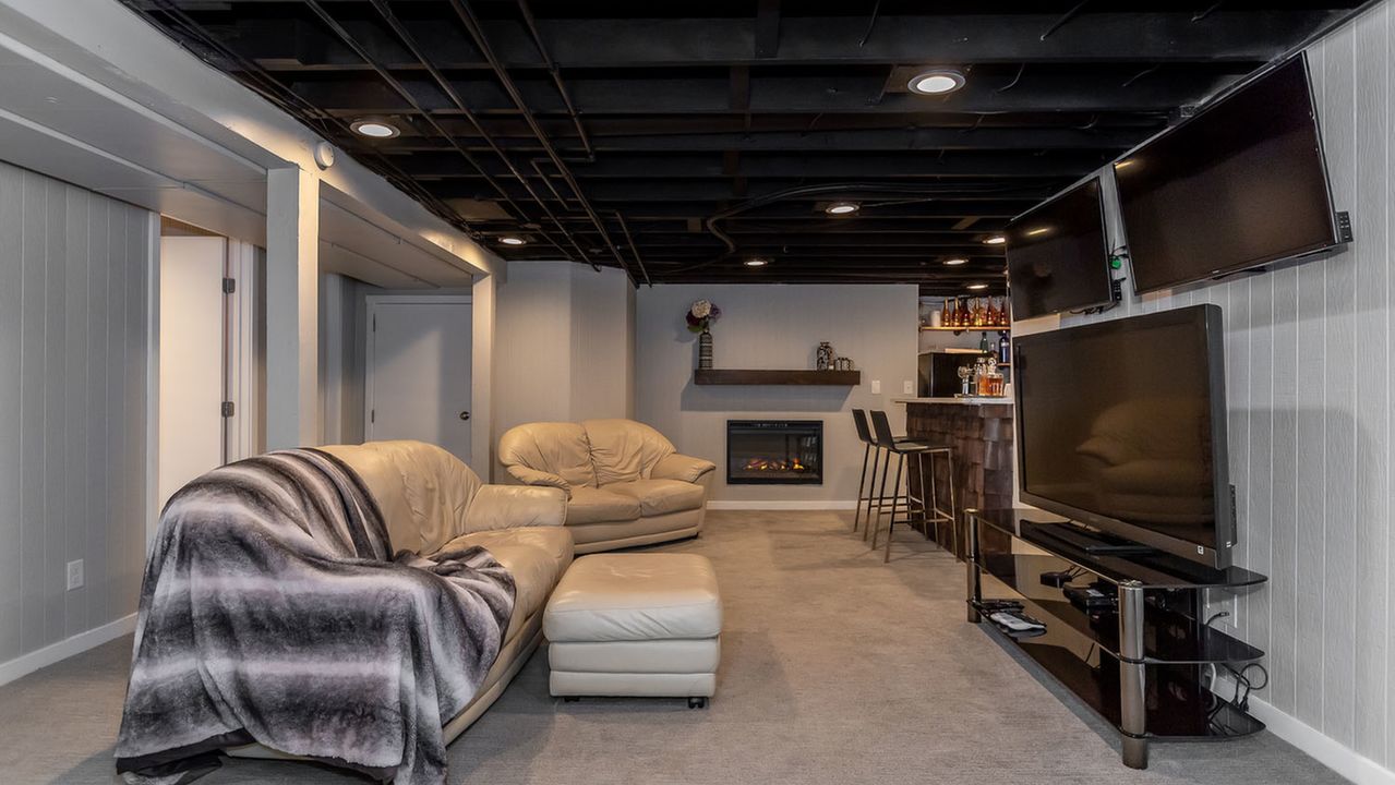 Family Room1