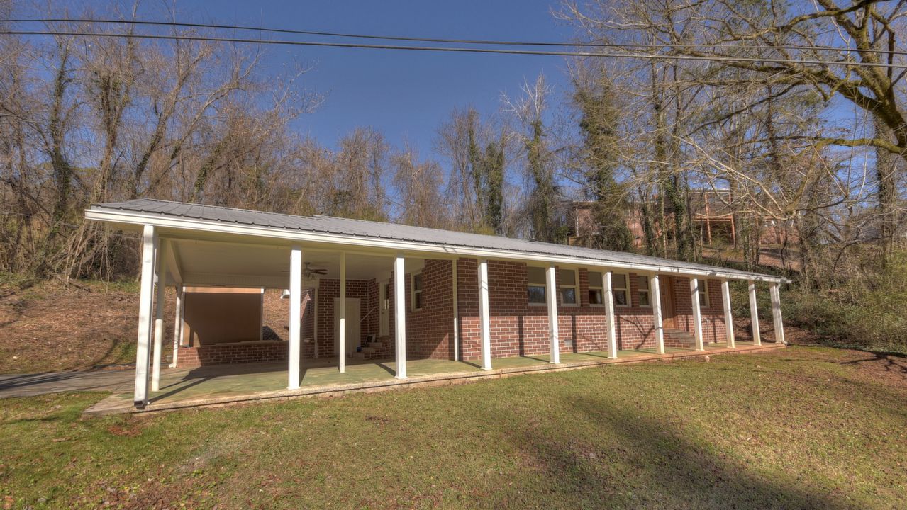 232 Logan Lane, Ellijay, GA, 30540 Scene 2