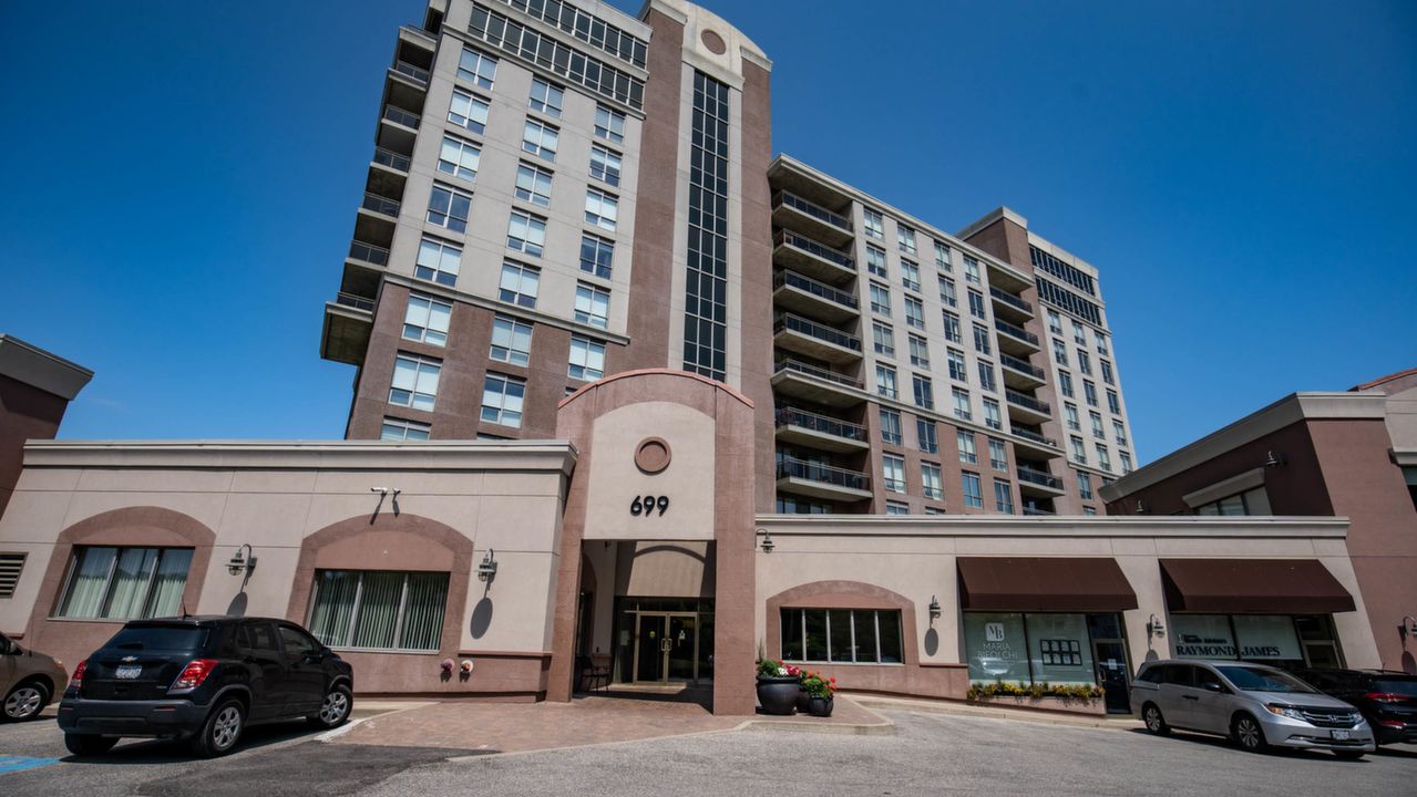 699 Aberdeen Blvd #604, Midland, ON, L4R 5L9 Scene 1