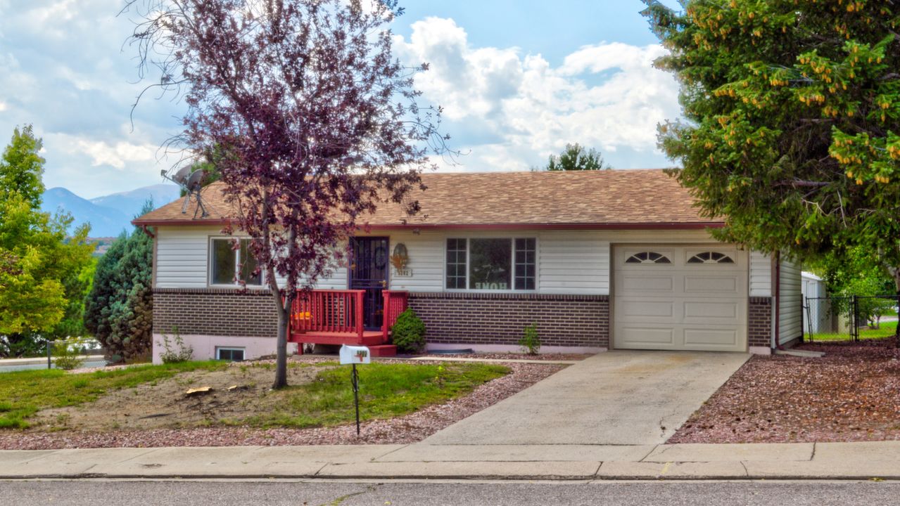 5202 Tomah Circle, Colorado Springs, CO, 80918 Scene 1