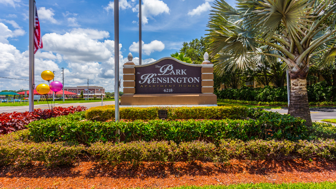 Entrance Sign 